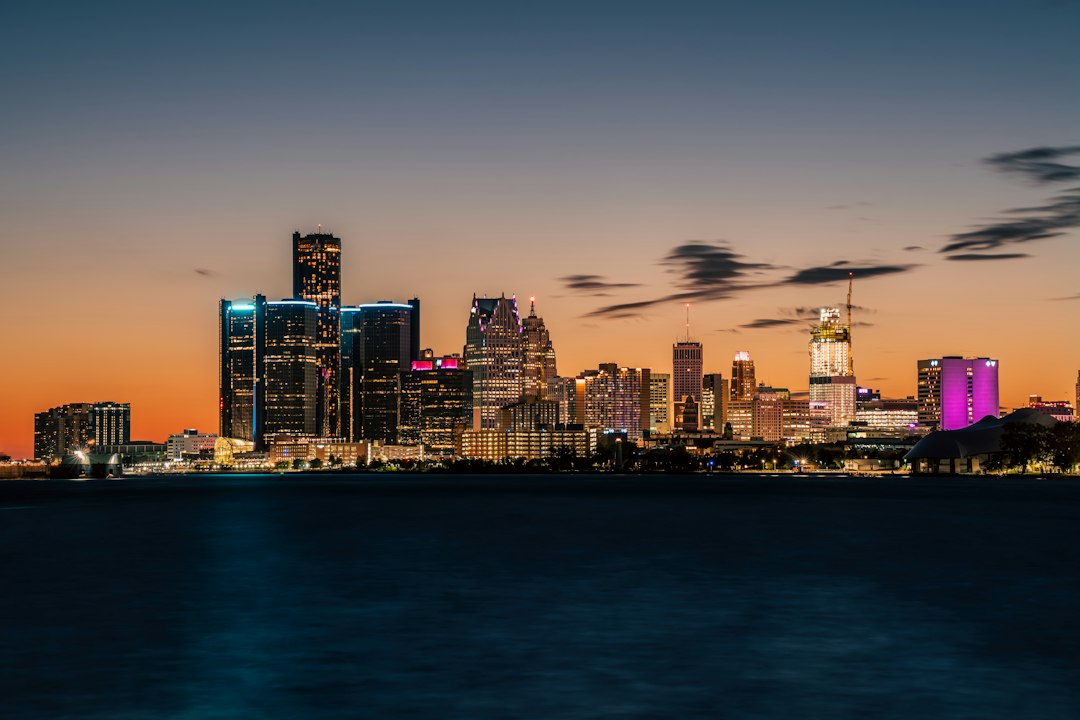 Is Canada South of Detroit? Detroit River Depth & Distance